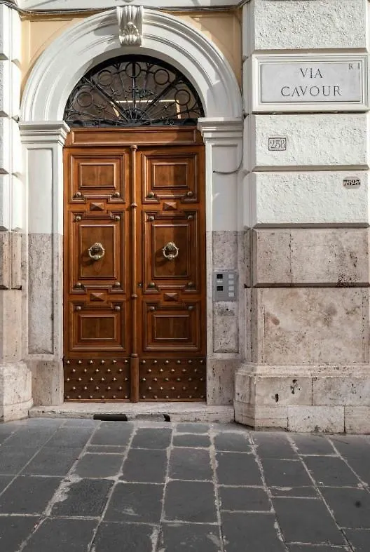 Exclusive Apartment In The Centre Of Rome 104